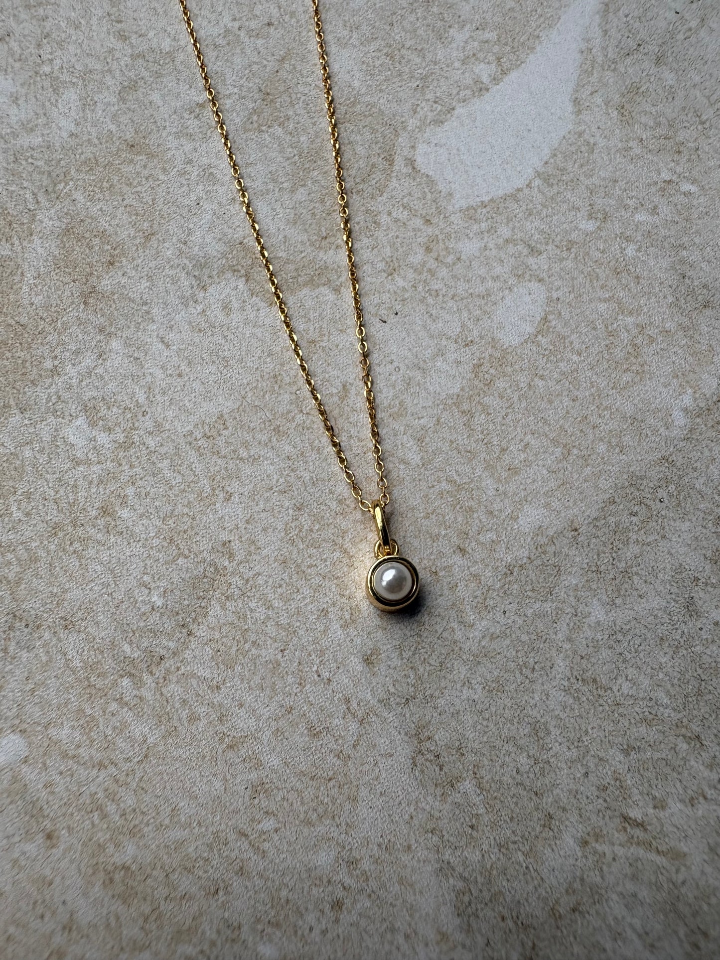 The Roslyn Necklace - Gold